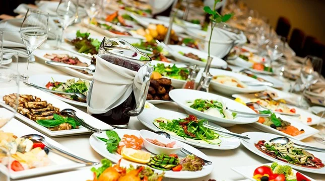 Düğün Yemeğinde Catering Firması Seçerken Nelere Dikkat Edilmeli?